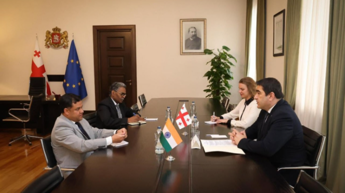 შალვა პაპუაშვილი საქართველოში ინდოეთის პირველ რეზიდენტ ელჩს შეხვდა
