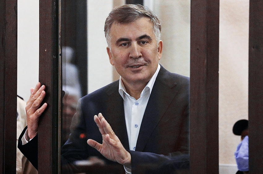 მიხეილ სააკაშვილი - მე არა მხოლოდ ვარცხნილობა შევიცვალე, არამედ ვგეგმავ რადიკალურ ცვლილებებს „ნაციონალურ მოძრაობაში“ - შევთანხმდით, პარტიის რეფორმირებისთვის შემოვიერთოთ ბრწყინვალე ნანუკა ჟორჟოლიანი