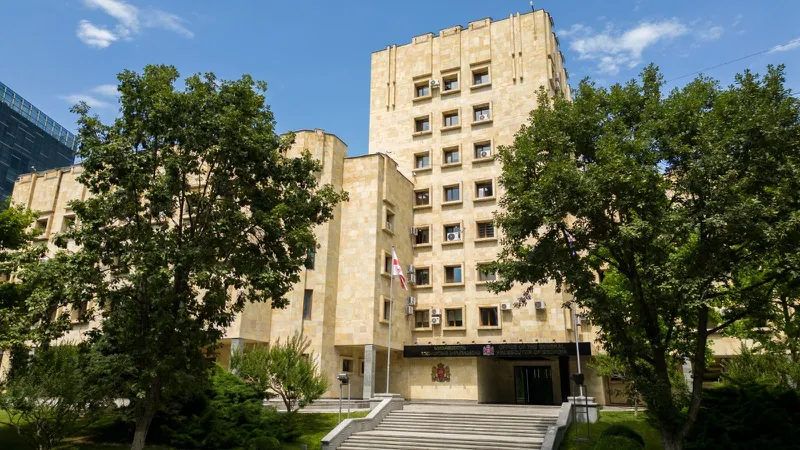 პროკურატურა "ტვ პირველის" ინფორმაციაზე - საქმე ეხება 2022 წელს მომხდარ დანაშაულს და დანაშაულის ჩამდენი სამივე პოლიციელი დაკავებულია