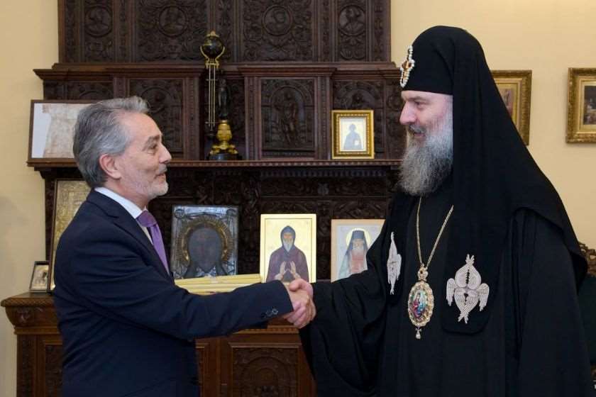 სრულიად საქართველოს კათოლიკოს-პატრიარქი შიო მესამე ისრაელის ელჩს შეხვდა