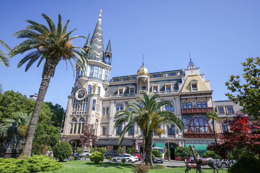 ბათუმში Hotel Indigo Batumi Old Town ოფიციალურად გაიხსნა
