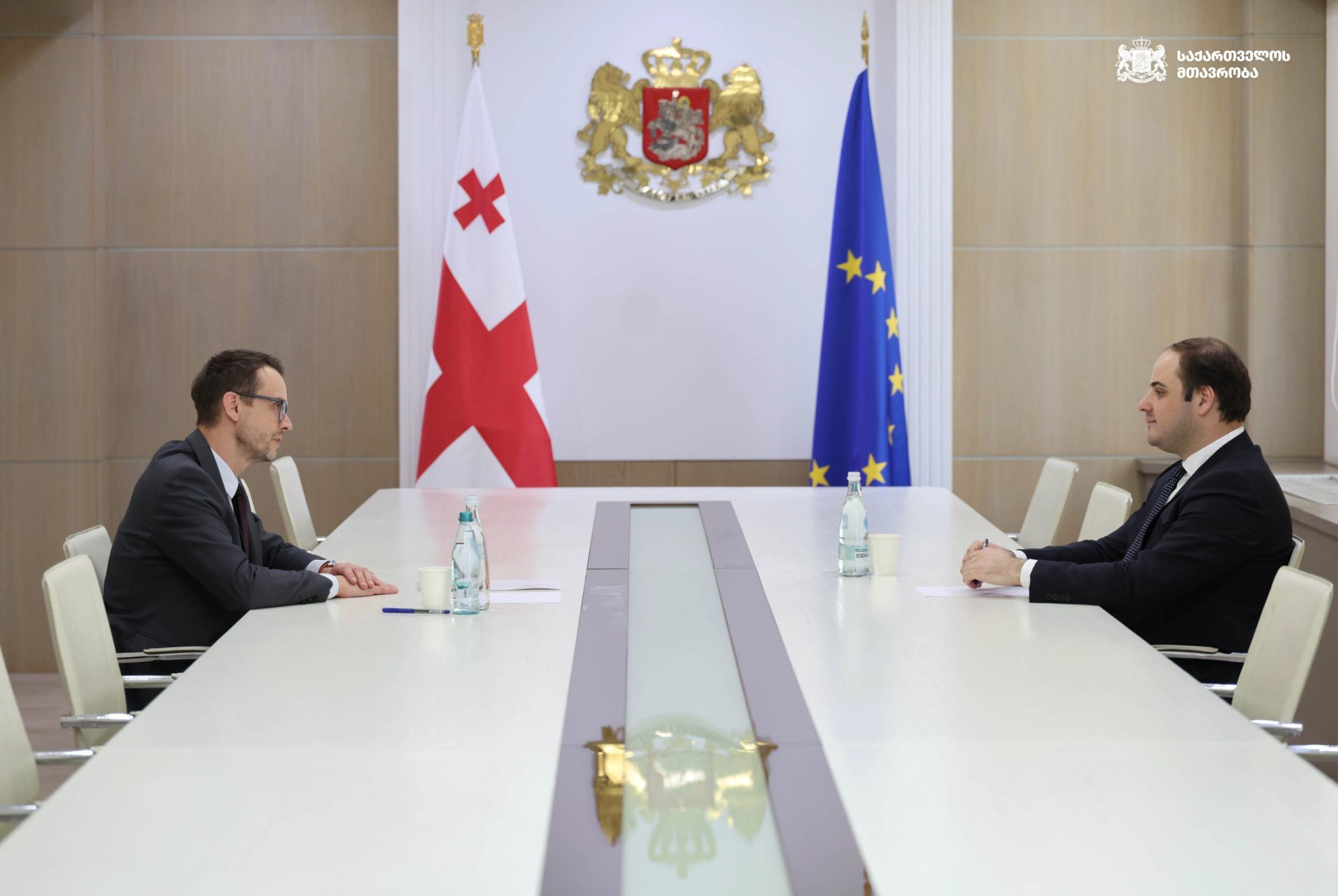 საქართველოს მთავრობის ადმინისტრაციის უფროსი ლევან ჟორჟოლიანი სლოვაკეთის რესპუბლიკის ელჩს მატუშ ბუშოვსკის შეხვდა