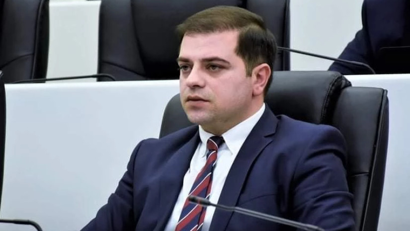 ცოტნე ანანიძე ვიქტორ ყიფიანის განცხადებაზე, რომ “ქართული ოცნება” ძალაუფლების პარტიად იქცა: სინამდვილეში „ქართული ოცნების“ ორგანიზაციული სიძლიერისა და პოლიტიკური წონის აღიარებაა