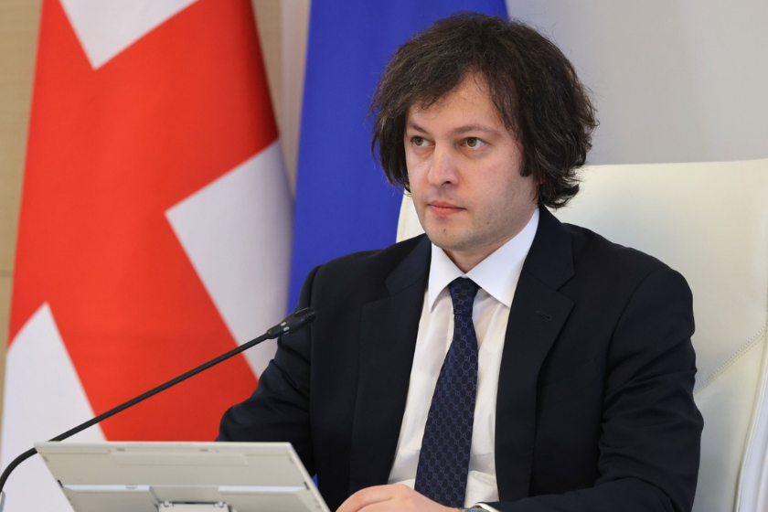 პრემიერი: ევროსაბჭოს საპარლამენტო ასამბლეა აბსოლუტურად უინტერესო ინსტიტუტია, არავის აინტერესებს არც ეს ინსტიტუტი და არც ეს რეზოლუციები, როგორც ევროპარლამენტმა გაიუფასურა საკუთარი თავი, ასევე გაიუფასურა ევროსაბჭოს საპარლამენტო ასამბლეამაც, ჩვენთვის ასეთ რეზოლუციებს ვერ ექნება დატვირთვა