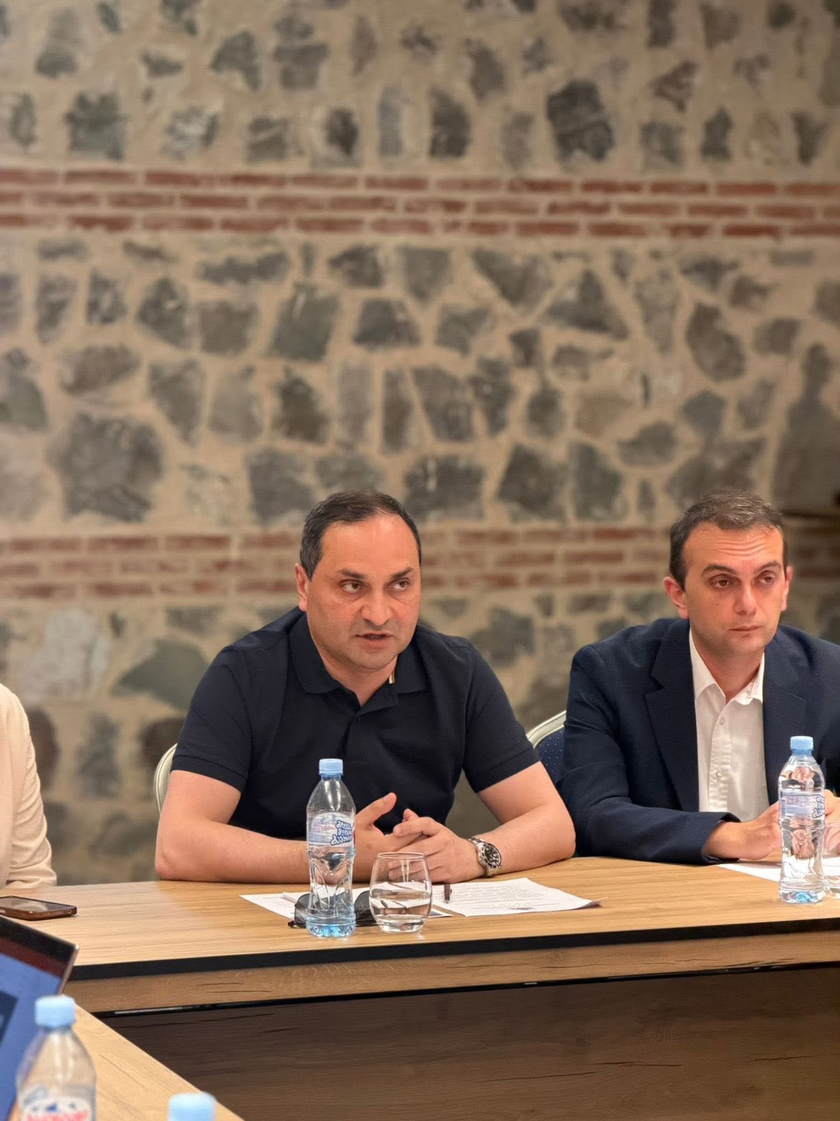 განათლების ხარისხის განვითარების ეროვნული ცენტრის უმაღლესი განათლების ხარისხის უზრუნველყოფის სამსახურის ორგანიზებით სამუშაო შეხვედრა გაიმართა უმაღლესი საგანმანათლებლო დაწესებულებების ავტორიზაციის საბჭოს წევრებთან