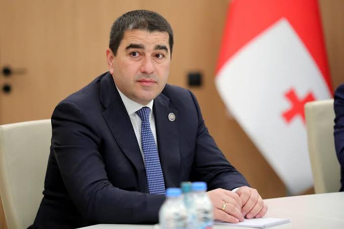 შალვა პაპუაშვილი: ევროპარლამენტის და ევროსაბჭოს საპარლამენტო ასამბლეის ბოლო რეზოლუციებმა საბოლოოდ გადაკვეთეს ქართველი ხალხის მიერ დადგენილი წითელი ხაზები და უხეშად დაარღვიეს საქართველოს სუვერენიტეტი და ეროვნული დამოუკიდებლობის პრინციპები