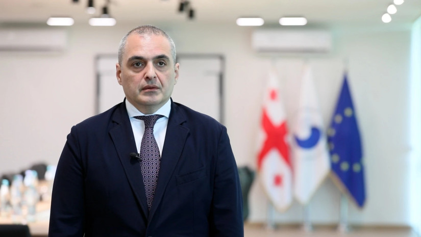 პენიტენციური სამსახურის ხელმძღვანელი - ელენე ხოშტარიასთან პირადი ექიმის დაშვებაზე არანაირი შეფერხება არ ყოფილა, მის მიერ მოთხოვნილი ექიმი ნომერ მეხუთე პენიტენციურ დაწესებულებაში არ მოსულა