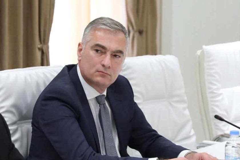 პაატა სალია – ხოშტარიას ყველა მომსახურება გაეწია, სპეკულაციაა, თითქოს ექიმი ვერ ახერხებს შესვლას, მათი მხრიდან ვერ მოხდა დაწესებულებაში შესვლისთვის საჭირო დოკუმენტების მოწოდება
