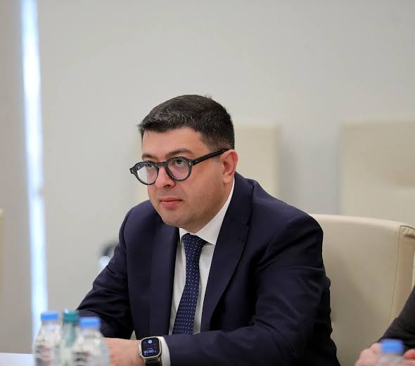 დიმიტრი სამხარაძე: ის დრო, როცა „რადგან ევროპელი პოლიტიკოსი ამბობს, ესე იგი სიმართლეა“, დასრულდა. არ დავუშვებთ ჩვენი ქვეყნის დამოუკიდებლობის, სუვერენიტეტისა და მშვიდობის დათმობას