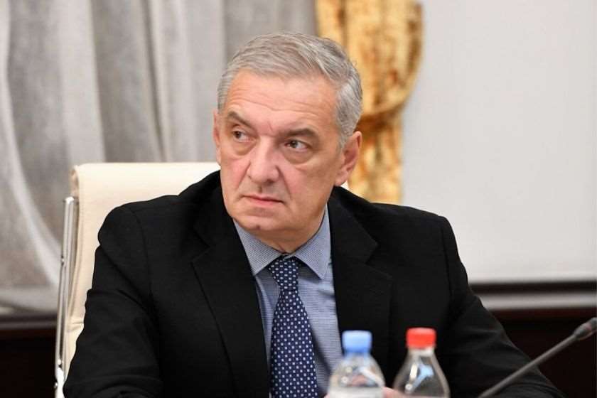 გიორგი ვოლსკი: მნიშვნელობა აქვს იმას, ვინ არის ხელისუფლების სათავეში - არიან ისეთები, რომლებსაც შეუძლიათ, ცალ ფეხზე იდგნენ და მარიონეტებად ემსახურონ, თუ არის ეროვნული ხელისუფლება, რომელიც ითვალისწინებს მდგომარეობას და ქვეყნის გადარჩენა უნდა ცეცხლისა და მახვილისგან