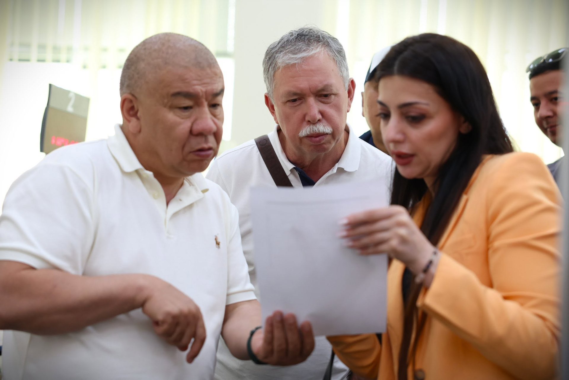 ყირგიზეთის რესპუბლიკის სახელმწიფო საგადასახადო სამსახურის წარმომადგენლებმა, ფინანსთა სამინისტროს შემოსავლების სამსახურის გორის მოქალაქეთა მომსახურების სერვისცენტრი დაათვალიერეს