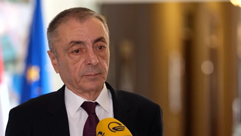 თენგიზ შარმანაშვილი: უწყვეტი კადრები არსებობს, ჩხუბი დაიწყო გიგა ფარულავამ, ის იყო პროვოკაციის დამწყები, საზოგადოდ, მოსაწონი რომ არ არის, ეს გორდულაძემაც განაცხადა და ბოდიში მოუხადა საზოგადოებას