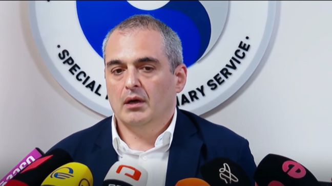 გიორგი პატარიძე: შევთანხმდით ქალბატონ მაკასთან და ქალბატონ ანასთან, რომ როგორც ჩვენი მსჯავრდებულის ინტერესების გამომხატველები სამედიცინო მიმართულებით, ჩვენ თანახმა ვართ, მსჯავრდებული ხოშტარია გადავიყვანოთ სამოქალაქო სექტორის კლინიკაში