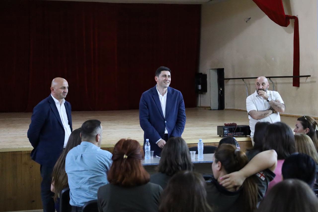 მანდატურის სამსახურის უფროსმა პავლე მაჭარაშვილმა ბათუმში სამუშაო შეხვედრა გამართა