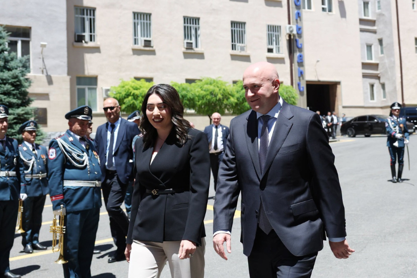 სულხან თამაზაშვილი ოფიციალური ვიზიტით სომხეთის რესპუბლიკაში იმყოფება