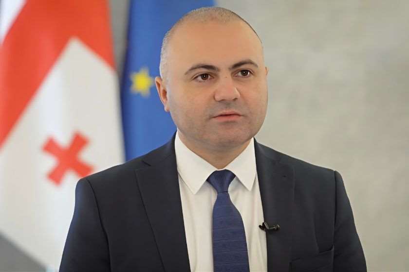 ბექა ძამაშვილი ჟენევის მოლაპარაკებებზე: შევეხეთ ისეთ საკითხებს, როგორიც არის დევნილთა დაბრუნების უფლება, მიმოსვლის თავისუფლება, განათლების უფლება, საკუთრების უფლება, სიცოცხლის უფლება, არასათანადო მოპყრობა. განსაკუთრებული ყურადღება გამახვილდა უფლებების დარღვევის განგრძობით ხასიათზე