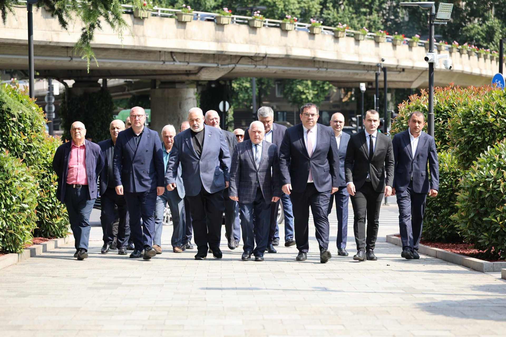  საქართველოს ერთიანობისთვის ბრძოლაში დაღუპული გმირების ხსოვნას პატივი მიაგეს და გმირთა მემორიალი გვირგვინით შეამკეს