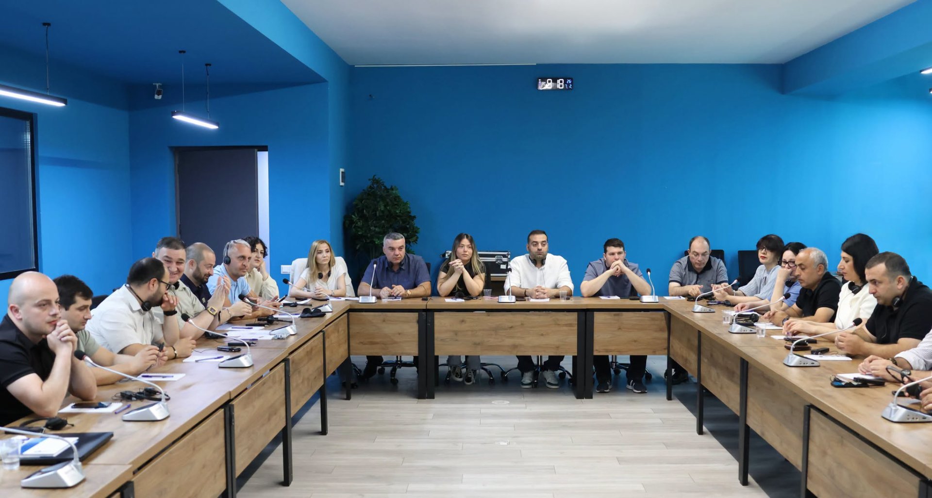 შემოსავლების სამსახურის საბაჟო დეპარტამენტის წარმომადგენლებმა  მონაწილეობა მიიღეს სწავლებაში, რომელიც „რისკების მართვის თანამედროვე მიდგომების, მონაცემთა დამუშავების, შეფასებისა და უკანონო ვაჭრობის წინააღმდეგ ბრძოლის“ გაძლიერებას მიეძღვნა