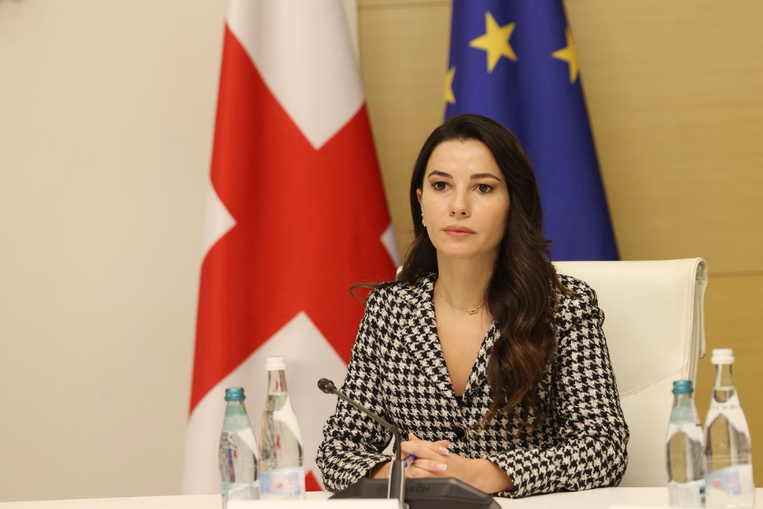 მარიამ ქვრივიშვილი: სახელმწიფო განაგრძობს ინვესტირებას სატრანსპორტო ინფრასტრუქტურაში, ეს ეკოსისტემა უზრუნველყოფს, რომ საქართველო არამხოლოდ გახდეს ტრანზიტული და ლოგისტიკური ჰაბი, არამედ ჩვენ გავხდეთ ცენტრი, რომელსაც ექნება დიდი დატვირთვა ქვეყნის ეკონომიკისთვის, ისევე როგორც ჩვენი რეგიონისთვისაც