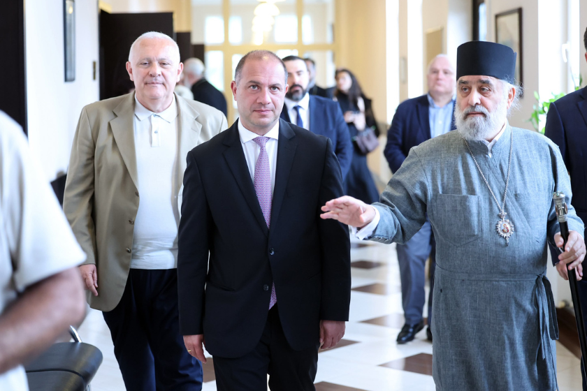 გივი მიქანაძე ფოთში „ახალი საქართველოს უნივერსიტეტს“ ეწვია