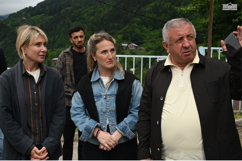 პარლამენტის წევრებმა ზემო აჭარაში სასკოლო ინფრასტრუქტურა დაათვალიერეს
