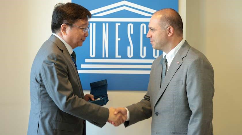 გივი მიქანაძე UNESCO-ს სათავო ოფისში განათლების საკითხებში გენერალური დირექტორის მოადგილე ქუნ ჩენს შეხვდა
