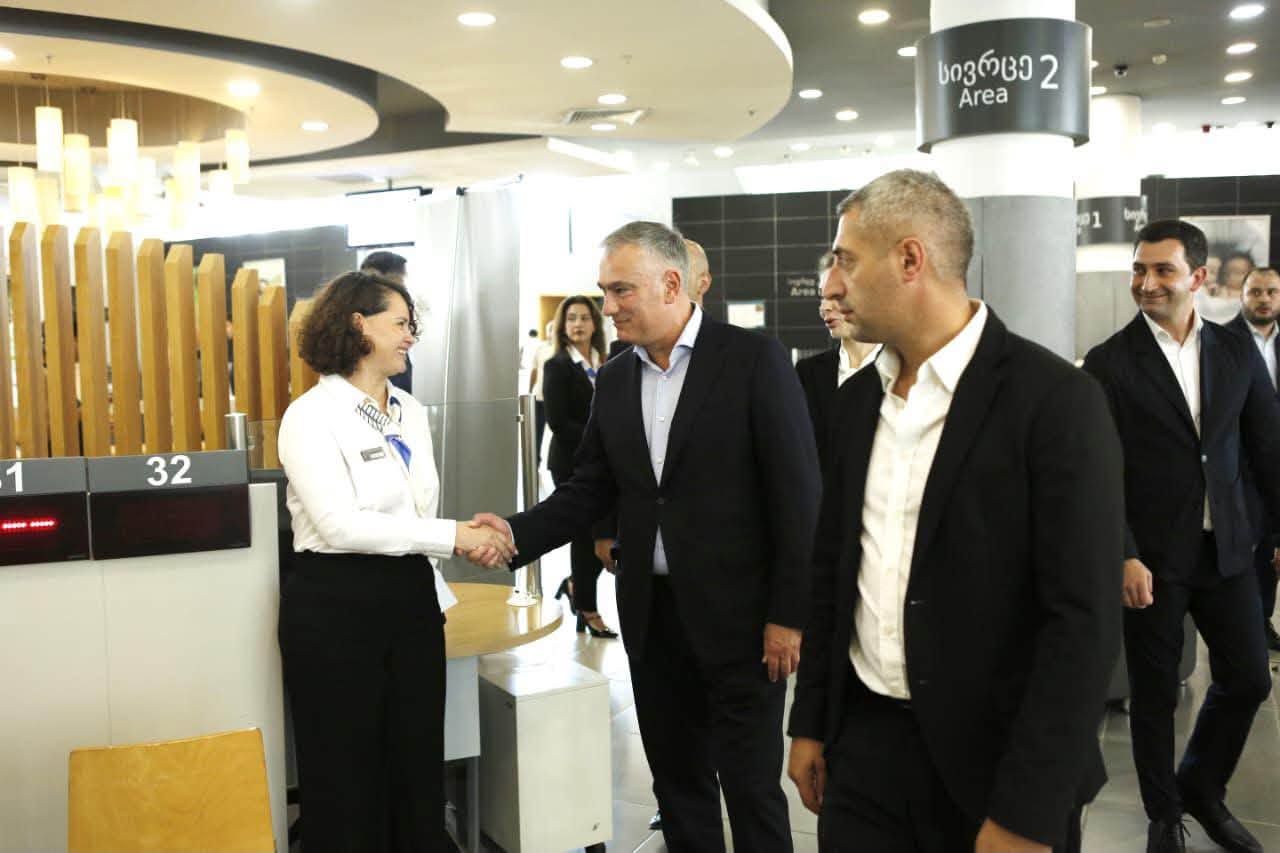 იუსტიციის მინისტრი ბათუმის იუსტიციის სახლის თანამშრომლებს შეხვდა