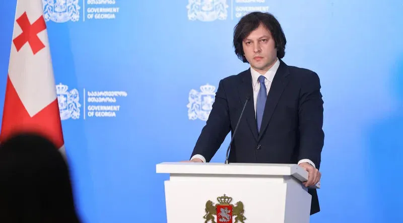 პრემიერი: ყველა მცდელობა, საქართველოში ხელოვნურად მოეწყოთ რევოლუცია, წარუმატებლად დასრულდა და ასე იქნება მომავალშიც, მათ რამდენჯერმე სცადეს ქართველი ხალხის მოტყუება, თუმცა ვერც ერთხელ ვერ მოატყუეს, შესაბამისად, რა თქმა უნდა, უნდა გადახედონ საკუთარ პოლიტიკას