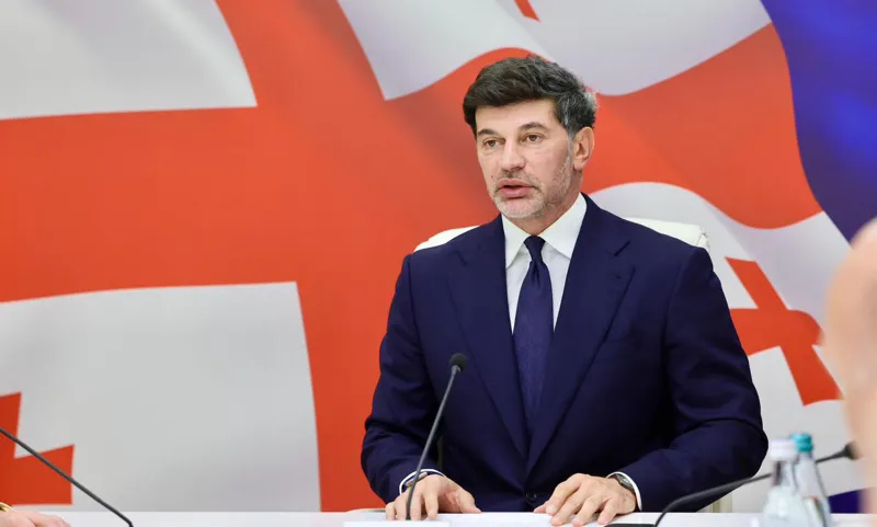 მეტროსადგურ "სარაჯიშვილსა" ე.წ. შეშელიძის ხიდის მიმდებარედ საავტობუსო ზოლი მოეწყო