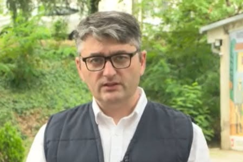 ცხოველთა ჯანმრთელობის დეპარტამენტის უფროსის მოადგილე: ძაღლების ჰიპერპოპულაციის მართვის პროგრამა აპრობირებული მეთოდია, რომელიც აღიარებულია საერთაშორისო ორგანიზაციების მიერ. ინფორმაცია, რომ ჰიპერპოპულაციის მართვის ცენტრი საერთაშორისო წესების დარღვევით მოქმედებს, სიმართლეს არ შეესაბამება