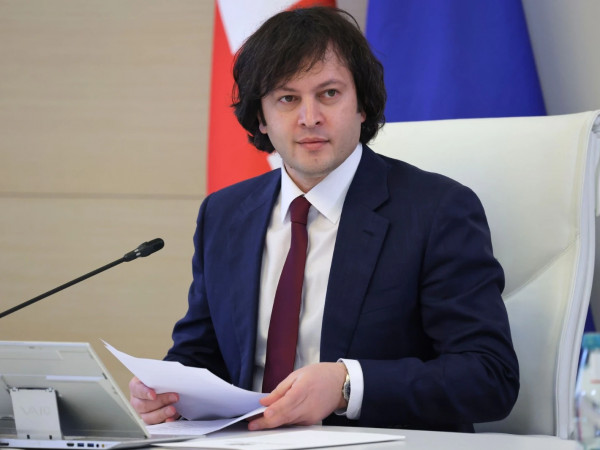 პრემიერი: სინგაპურში გვქონდა ძალიან საინტერესო შეხვედრები, გვაქვს ძალიან დადებითი პოლიტიკური და მზარდი ეკონომიკური თანამშრომლობა, შევჯერდით, რომ გაღრმავდება ურთიერთობები, განხილვის პროცესშია რამდენიმე მნიშვნელოვანი ხელშეკრულება