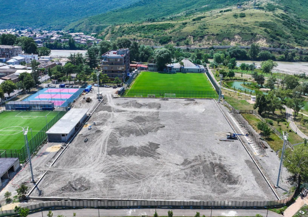 გორის მუნიციპალიტეტში თანამედროვე საფეხბურთო ტექნიკური ცენტრის მშენებლობა მიმდინარეობს