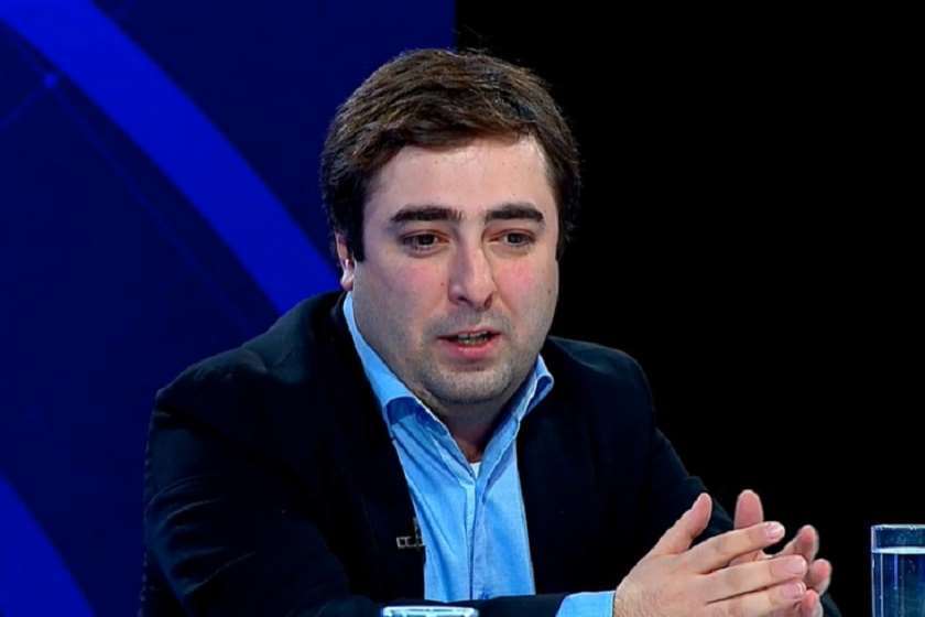 ნიკოლოზ მეტრეველი: ვინც ნოდარ დუმბაძეს იცავს, ციხეში არ უნდა იჯდეს, ონისე ოქრიაშვილთან დაპირისპირების გამო დაკავებული ადამიანის მკაცრ დასჯას ვინც ითხოვს, უნდა ახსოვდეს, რომ სამართლიანობა ნიშნავს თანასწორ მიდგომას ყველას მიმართ