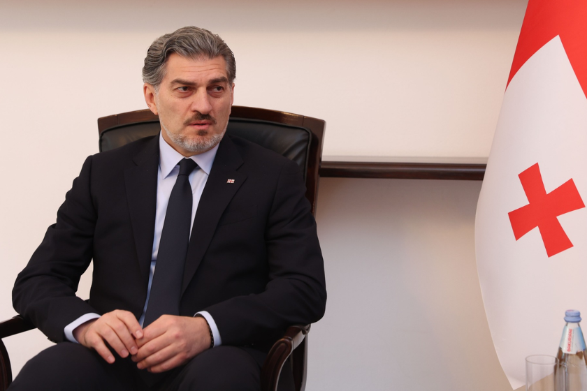 მიხეილ ყაველაშვილი: რა იუმორისტული გადაცემა უნდა გააკეთო და გაამართლო ის, რომ ვიღაცამ ჩვენთვის ღირსეული, ღვაწლმოსილი, ადამიანი შეურაცხყო და ამაზე რა გაგებით უნდა მესაუბრონ, რომ ეს დასაშვებია? შეუძლებელია საქართველოში ამის დაშვება!