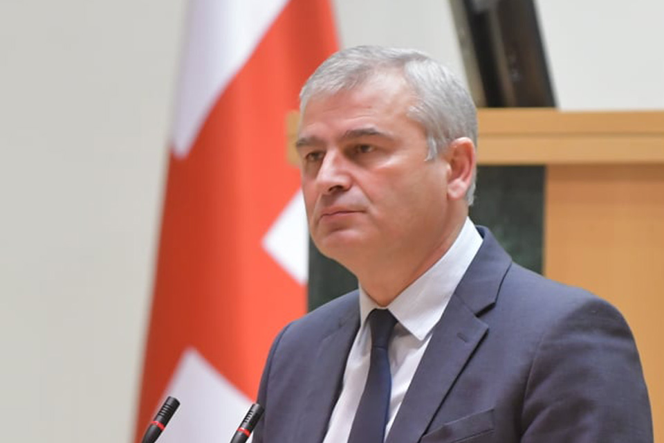 ირაკლი ქადაგიშვილი: სანამ საქართველო იქნება, სანამ ქართველი კაცი სამებაში შევა, უამრავ ქართულ აღდგენილ უძველეს ეკლესიაში შევა, სანამ რუსთაველის თეატრში, ოპერის თეატრში, მარჯანიშვილის თეატრში, თსუ-ის შენობაში, ქუთაისის უნივერსიტეტის შენობაში შევა, პირჯვარს გადაიწერს თუ ხელოვნების ნიმუშით დატკბება, რა თქმა უნდა იქ, ივანიშვილის კეთილი საქმეც თანამონაწილე იქნება