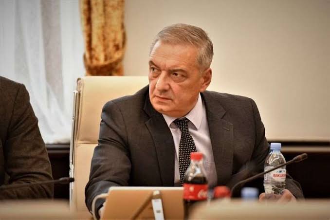 გიორგი ვოლსკი: უნდა გვახსოვდეს, რომ მიუხედავად სიმცირისა, ნაურუსაც ერთი ხმა აქვს გაერთიანებული ერების ორგანიზაციაში და მასაც აქვს გარკვეული ეროვნული ინტერესები, რომელიც ნამდვილად არ ითვალისწინებს კვაზი წარმონაქმნთან პოლიტიკურ ურთიერთობას
