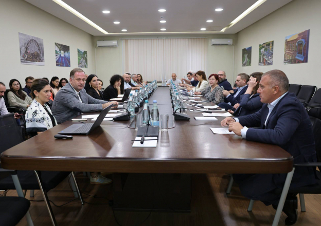 ინფრასტრუქტურის სამინისტროში ცაგერში და თბილისში განსახორციელებელი პროექტების არქიტექტურული კონცეფციები განიხილეს