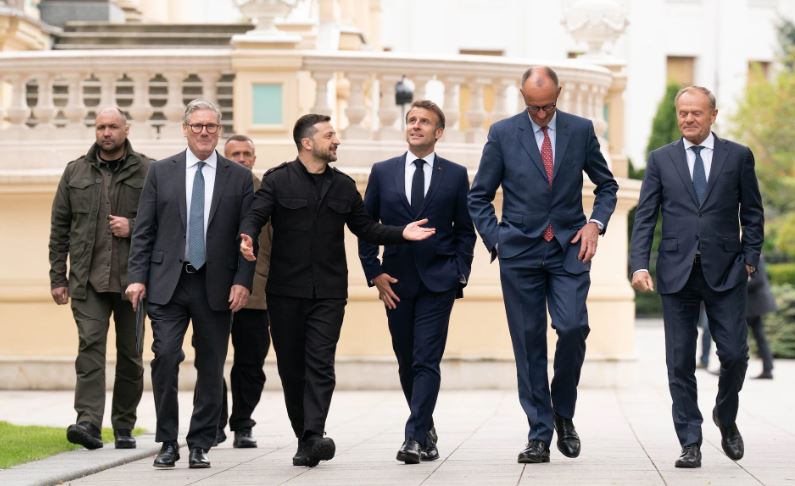 „ტელეგრაფი“ – სტარმერი წავიდა, მაკრონი მალე შეიცვლება, ევროპას ლიდერობის ვაკუუმი, „მსურველთა კოალიციას“ კი ნელი სიკვდილი ემუქრება