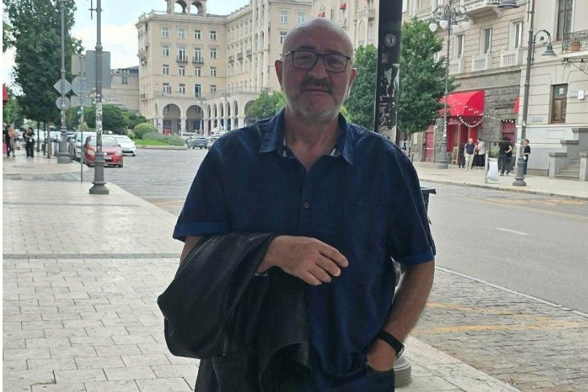 აფხაზეთის ომის მონაწილე ბადრი მანჯავიძე გია ბარამიძეზე: კომკავშირი - კარიერისთვის, ეროვნული მოძრაობა - კარიერისთვის, აფხაზეთის ომი და ვეტერანის სტატუსი - კარიერისთვის, პოლიციის აკადემიის დიპლომი - კარიერისთვის. დანაშაულებრივი ტყუილი ტყვეთა დახვრეტის თაობაზე რისთვის დასჭირდა, ესეც კარიერისთვის?