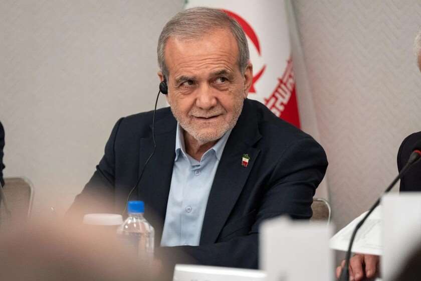 ირანის პრეზიდენტი: სიტუაცია, რომელშიც ახლა ვიმყოფებით, რევოლუციის შემდეგ ყველაზე მძიმეა