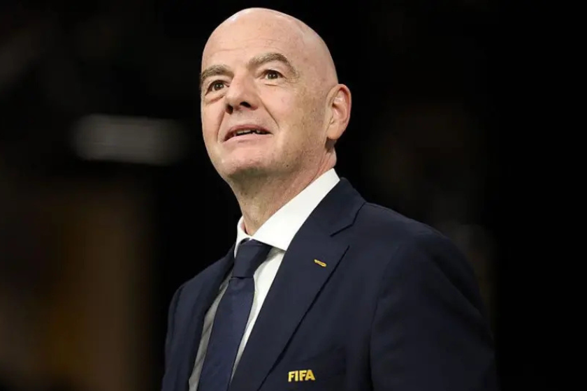ჯანი ინფანტინო FIFA-ს პრეზიდენტად დარჩება. მან მსოფლიო ჩემპიონატის წილის კერძო ინვესტორებისთვის მიყიდვის გეგმის გამო ბოდიში მოიხადა