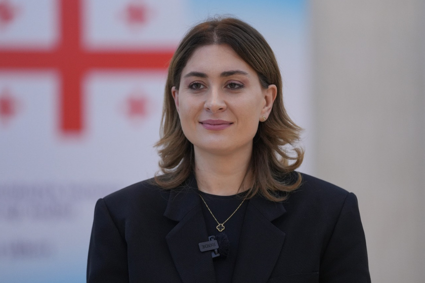 თამარ იოსელიანი: საქართველოს მთავრობამ დაამტკიცა 2026-2030 წლების საგზაო უსაფრთხოების ეროვნული სტრატეგია და მისი სამოქმედო გეგმა, რომელიც 2030 წლისთვის საგზაო შემთხვევების შედეგად დაშავებულთა და დაღუპულთა რაოდენობის 25%-ით შემცირებას ითვალისწინებს