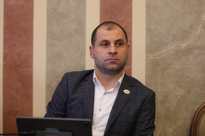 შოთა ქევხიშვილი: ეს არის განსხვავება ჩვენსა და თქვენ შორის: ჩვენ განვითარებასა და შედეგებზე ვსაუბრობთ, თქვენ კი - პროტესტსა და დესტრუქციაზე