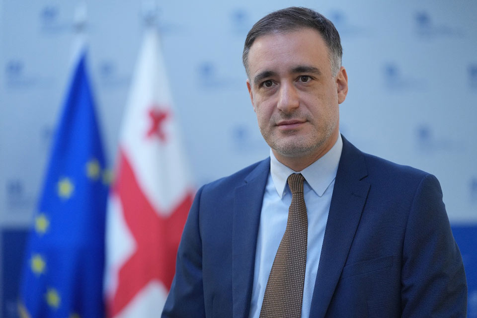 ვახტანგ ცინცაძე – S&P-ის რეიტინგში საქართველოს პერსპექტივის გაუმჯობესება კიდევ ერთხელ ადასტურებს, რომ საქართველო საერთაშორისო ინვესტორებისთვის მიმზიდველ ქვეყნად რჩება