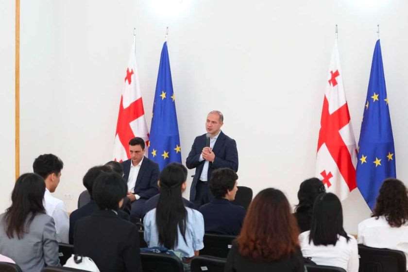 გივი მიქანაძემ ჩინეთის სახალხო რესპუბლიკის ახალგაზრდულ დელეგაციას უმასპინძლა