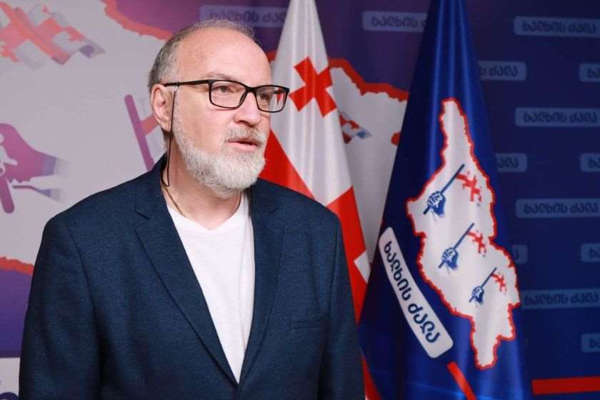 დავით ქართველიშვილი: რიტორიკული შეკითხვა - რა ატყდება დღეს საქართველოში, ლიეტუვის, ლატვიის, ესტონეთის, დანიის, პოლონეთის, ჩეხეთის და აწ უკვე გერმანიის მსგავსად, ჩვენც რომ გავაძევოთ სამშობლოში სამობილიზაციო ასაკის უკრაინელები?