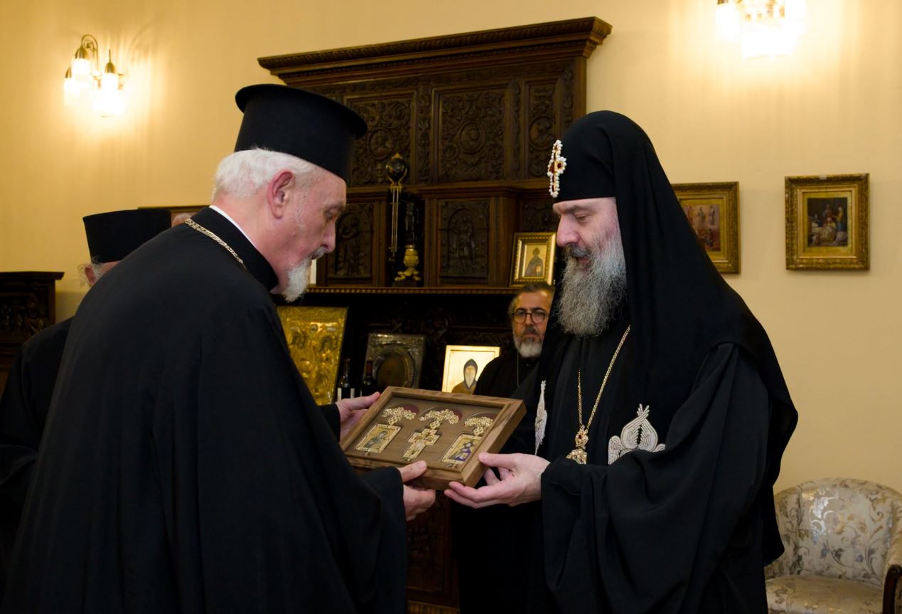 შიო მესამემ მსოფლიო საპატრიარქოს წარმომადგენელს, ქალკედონის მიტროპოლიტს, ემანუელს უმასპინძლა