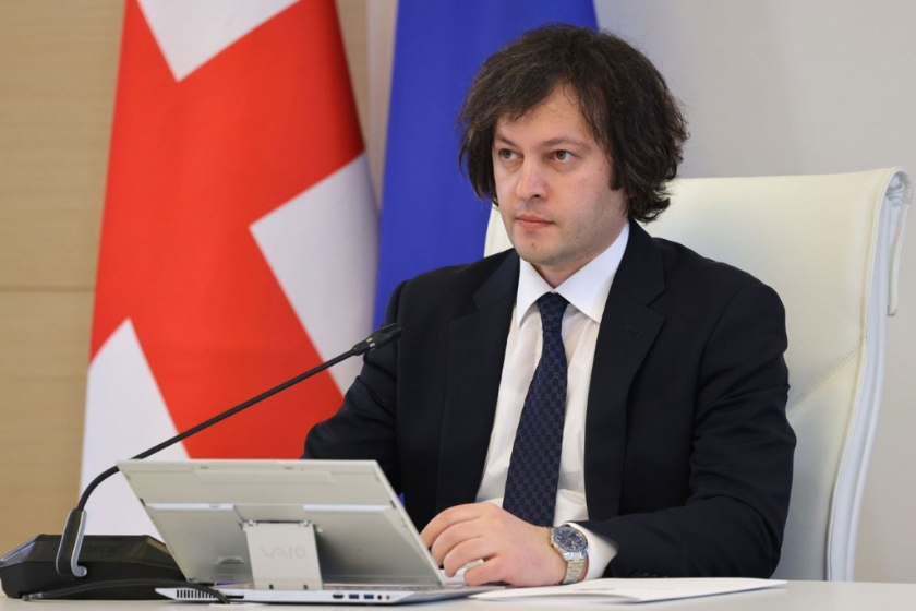 ირაკლი კობახიძე: ევროკავშირი საქართველოსგან გამჭვირვალობის კანონის, ასევე ოჯახური ღირებულებებისა და არასრულწლოვანთა დაცვის შესახებ კანონის გაუქმებას ითხოვდა, კანონების, რომელთა აღსრულება როგორც ჩვენი ეროვნული იდენტობის, ისე სუვერენიტეტის დასაცავად ფუნდამენტურად მნიშვნელოვანია, ამავდროულად, საჯაროდ ითხოვდნენ და დღესაც ითხოვენ რუსეთისთვის დაწესებულ სანქციებზე საქართველოს მიერთებას, რაც საქართველოს ეკონომიკისთვის დამანგრეველი შედეგების მომტანი იქნებოდა