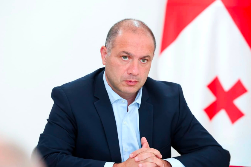 გივი მიქანაძე: იმ ადამიანებს, რომლებიც ჩემს მშობლიურ სოფელში სახლის მშენებლობასთან დაკავშირებით სიცრუეს ტირაჟირებენ, მოვუწოდებ, საჯაროდ მოიხადონ ბოდიში, სხვა შემთხვევაში, მათ კანონის წინაშე მოუწევთ პასუხისგება