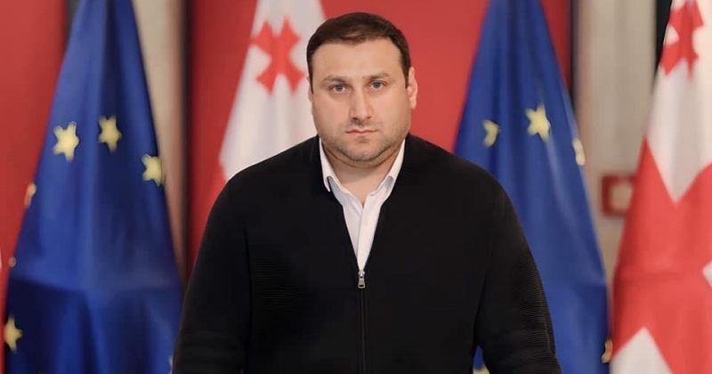 ლაშა ფარულავა – ოპოზიციის ერთი სიის გარშემო გაერთიანება ჩაშალა საბანკო მაფიამ „ახლების“ კოალიციაში ფინანსური კონტრიბუციით და ეს აღმოჩნდა ივანიშვილის ტროას ცხენი, რომელმაც დააზიანა საერთო ბრძოლა